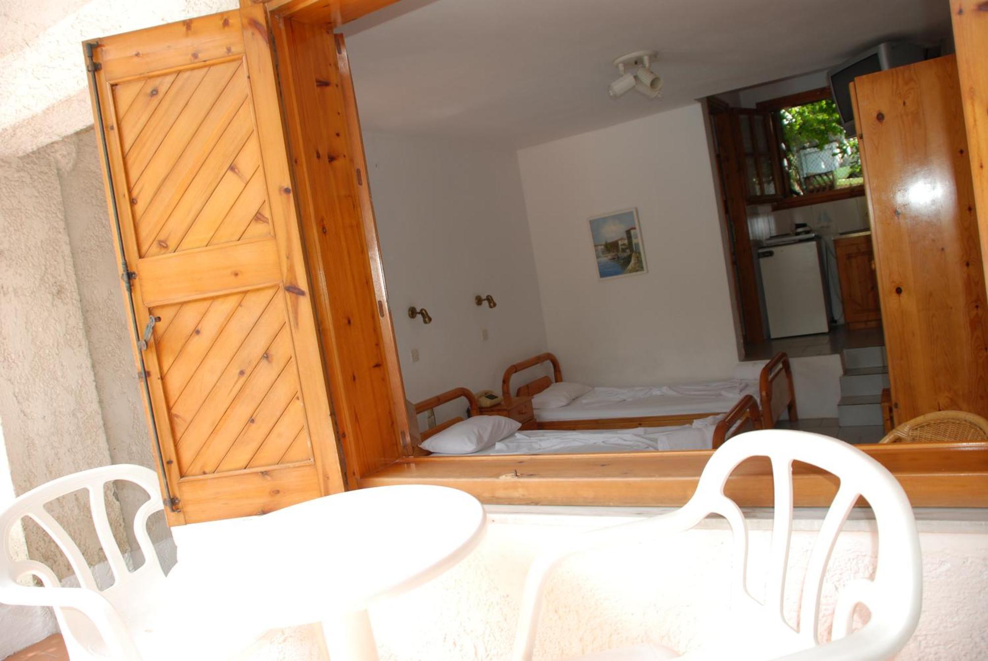 Kipos Hotel Limenas  Bagian luar foto